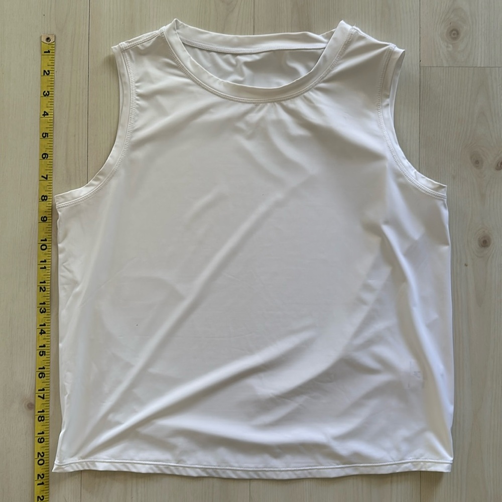 Women’s Whitete Athletic Tank Top